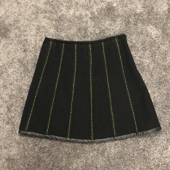 Women’s a-line felt Max Mara Weekend skirt - Picture 2 of 5